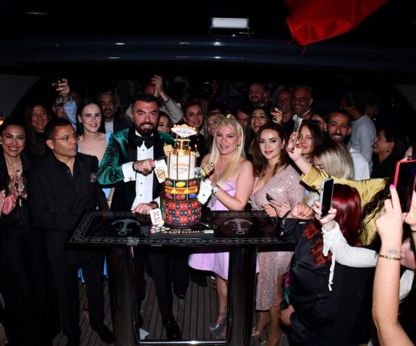 Evren Yaşlak’ın Doğum Gününde Şöhretler Buluştu